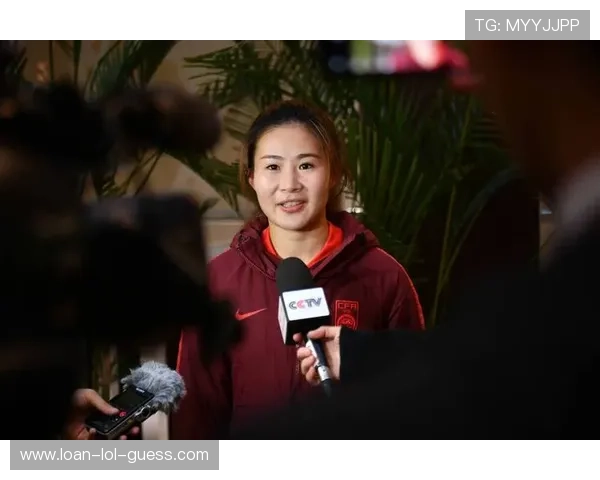 魅力无限的女足明星火辣登场